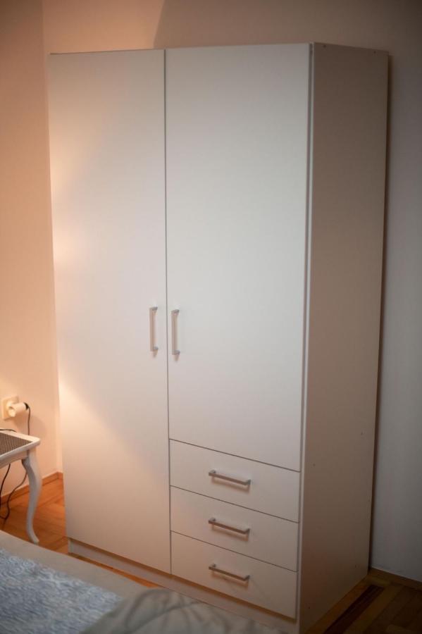 Apartman Yellow House SJJ Exterior foto
