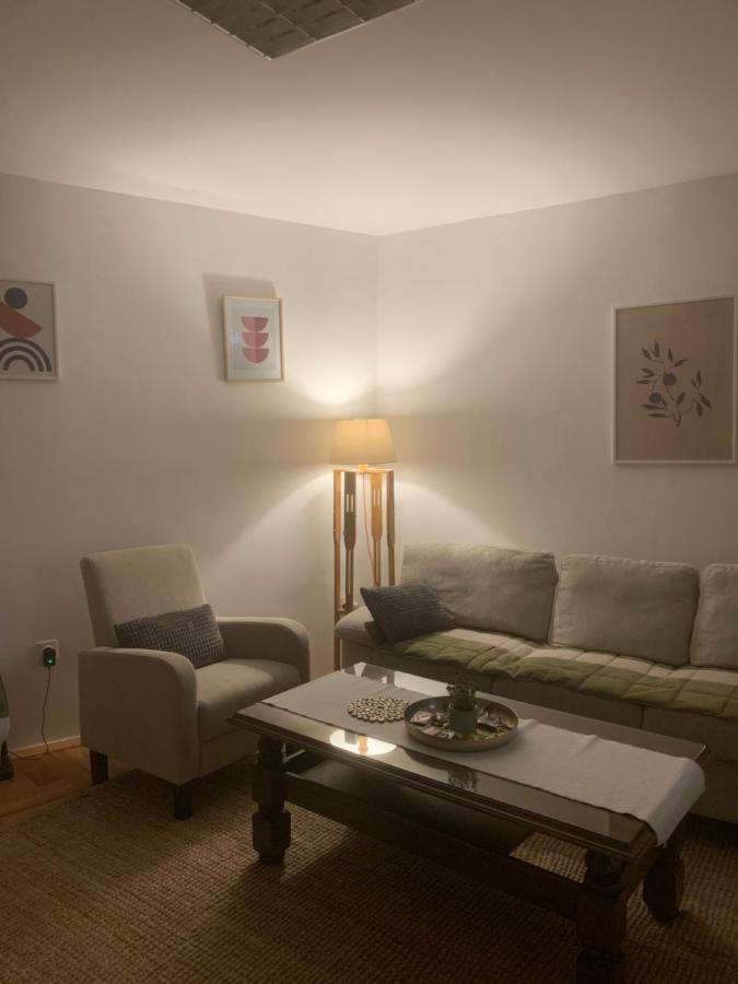 Apartman Yellow House SJJ Exterior foto